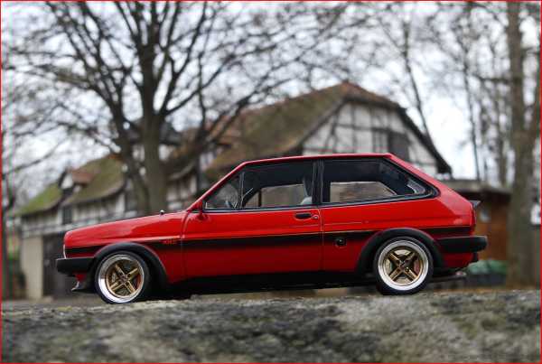 1:18 Ford Fiesta XR2 MK1 Modell 1981 [ Red Edition ] / inkl OVP